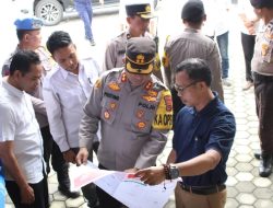 Tinjau Logistik Pemilu 2024, Kapolres Siapkan Petugas Faskes Polres Way Kanan Untuk Tenaga Lipat surat Suara