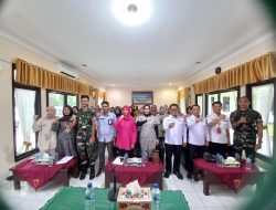Bawaslu Dan KPU Way Kanan Sosialisasi Pemilu Pada Ibu-ibu Persit