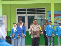 Beri Motivasi dan Edukasi Pelajar, Kapolres Way Kanan Jadi Irup di SMA Negeri 3 