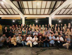 Wakil Bupati Pesibar Hadiri Buka Bersama Dinkes