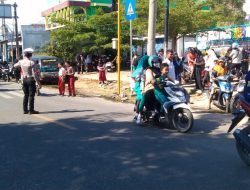 Berikan rasa Aman kepada Masyarakat dan Pelajar, Sat Lantas Polres Pesisir Barat lakukan Pam Rawan Siang