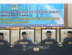 Wakil Bupati Zulqoini Syarif Hadiri Rapat Paripurna Dalam Penyampaian PPAS APBD Tahun 2025