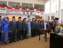 Bupati Raden Adipati Surya Hadiri Pelantikan Dan Sumpah Anggota DPRD Way Kanan