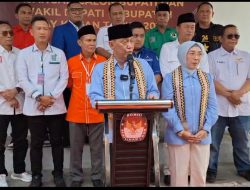 Bapaslon Ali Rahman- Ayu Asalasiyah Resmi Daftar peserta Pilkada Way Kanan