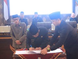 Rapat Paripurna KUA dan PPAS Tahun Anggaran 2025 Dihadiri Wabup Ali Rahman 
