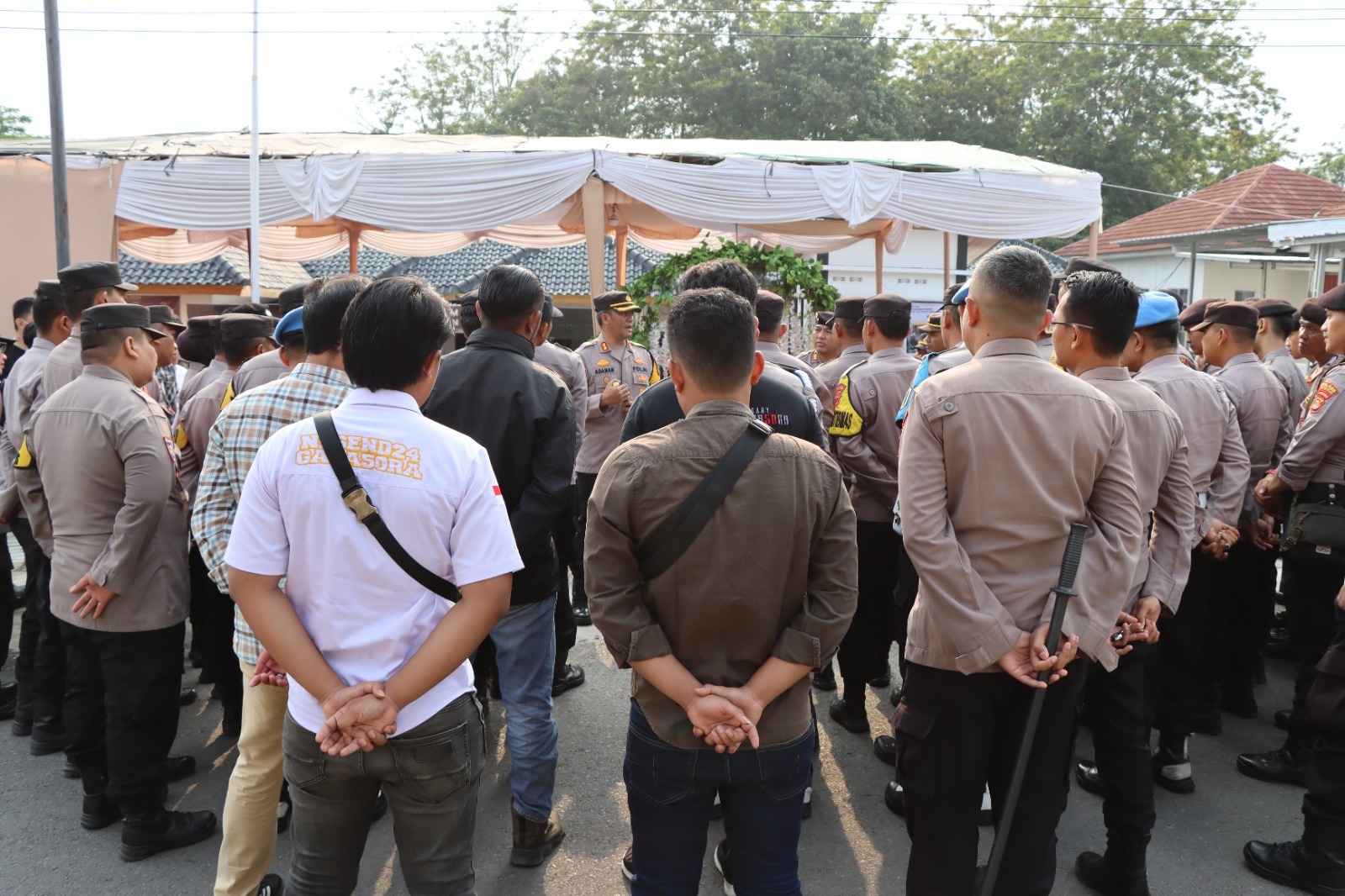 Amankan Pengundian Nomor Urut Paslon, Kapolres Ajak Relawan dan Pendukung Ciptakan Pilkada 2024 Aman dan Sejuk