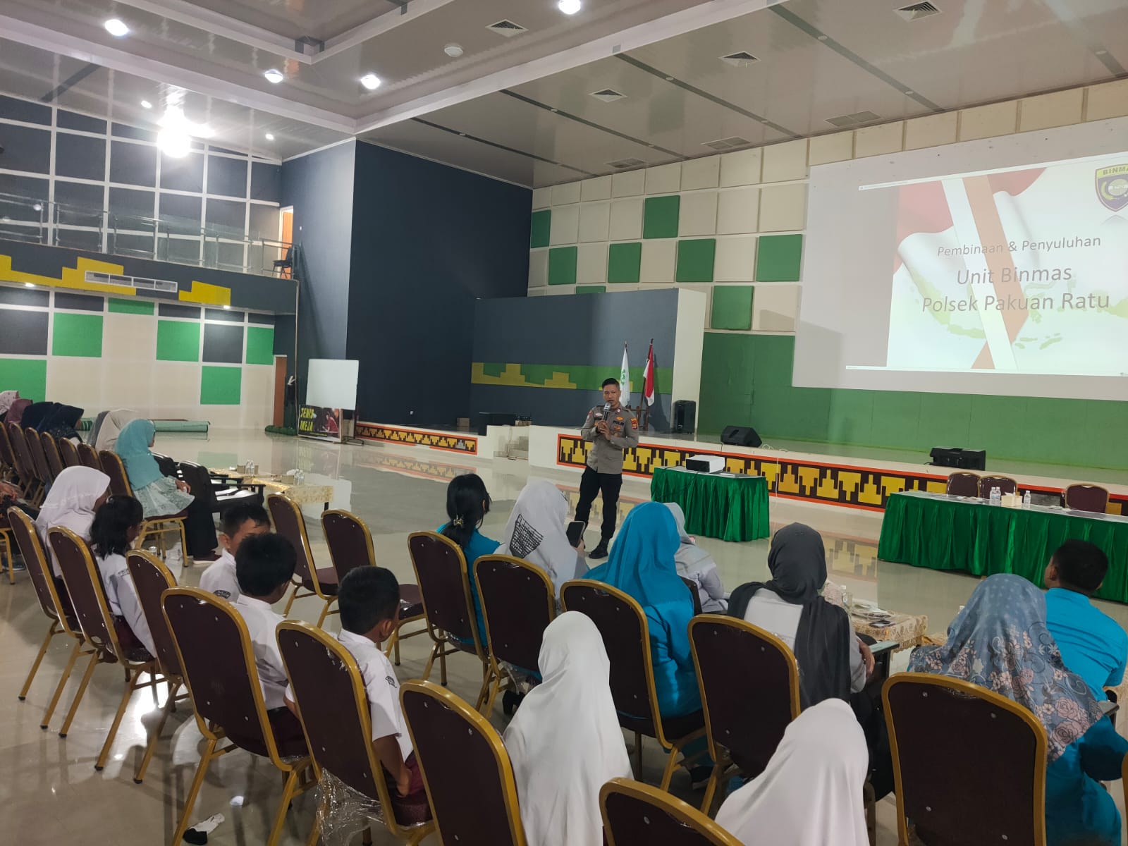 Binluh di Sekolah, Polisi Ajak Pelajar SD dan SMP PSMI Bijak Bermedia Sosial