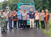 Polsek Gunung Labuhan Kawal Distribusi Logistik Pilkada 2024 dari PPK ke KPU Way Kanan