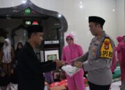 Bulan Suci Ramadhan 1446 H, Kapolres Way Kanan Bagikan Al-Quran dan Tali Asih Kepada Anak Yatim