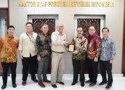 APTIKNAS dan Kantor Staf Presiden Dorong Akselerasi Industri TIK Nasional dan Strategi TKDN