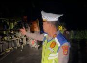 Truck Fuso Alami Laka Tunggal di Banjarmasin, Pengemudi Ucapkan Terima Kasih Kepada Polres Way Kanan Telah Membantu Evakuasi dan Amankan TKP