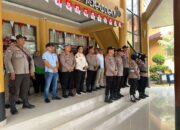 Sambut Aksi Damai di DPRD Way Kanan, Polisi Ajak Mahasiswa Bergandeng Tangan Jaga Kamtibmas