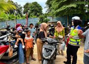 Operasi Lilin Krakatau 2025, Satlantas Polres Way Kanan Sampaikan Himbauan di Objek Wisata