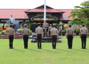 Kapolres Lampung Barat Pimpin Upacara Kenaikan Pangkat 40 Personel