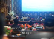 Bupati Way Kanan Sampaikan Rancangan Perubahan KUA-PPAS 2026 dan Usulan Calon Wakil Bupati Dalam Rapat Paripurna DPRD