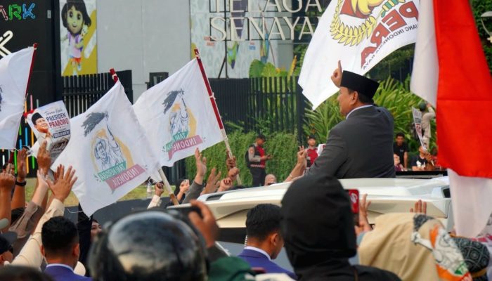 Presiden Prabowo Sapa 10 Ribu Massa Aksi Damai di GBK, Don Muzakir: Program Rakyat Harus Dijaga dan Dikawal