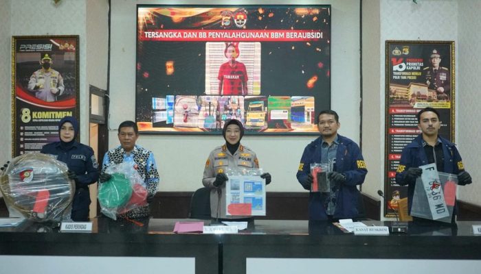 Polisi Ungkap Penyalahgunaan Solar Subsidi, Truk Bertangki Ganda Gunakan Barcode Orang Lain